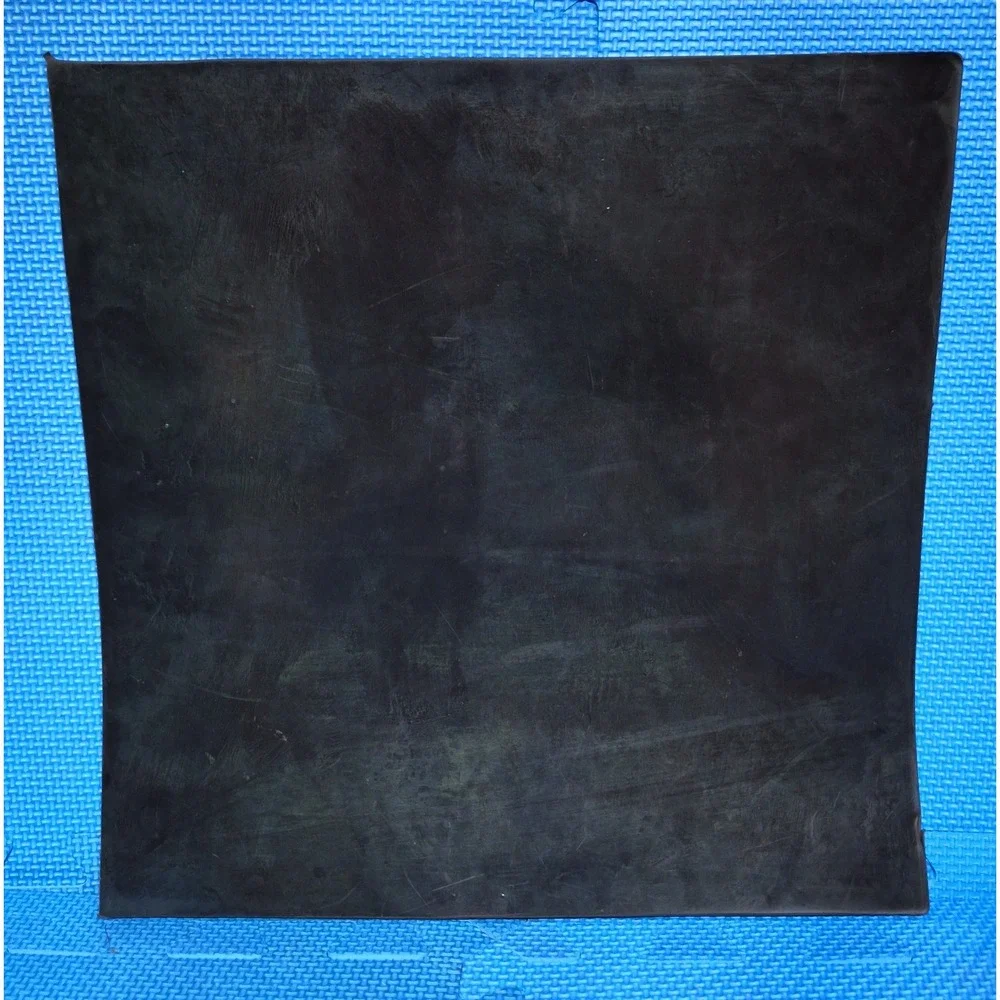 LEINENKUGELS Beer Bar Pour Spill Mat Black Rubber Stephen Kings Castle Rock prop